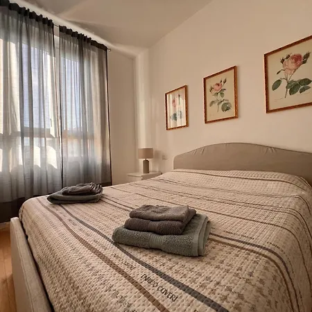 Cadorna Attico San Benedetto 公寓