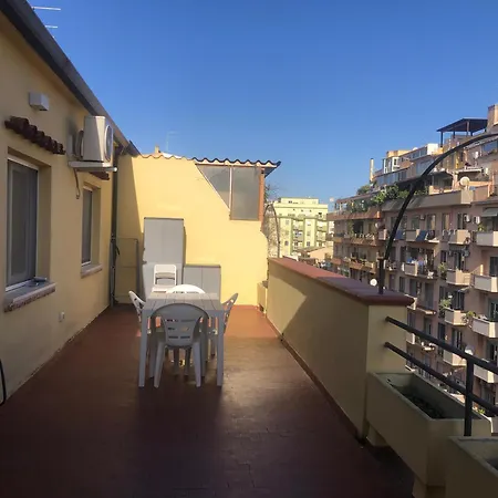 公寓 Cadorna Attico San Benedetto