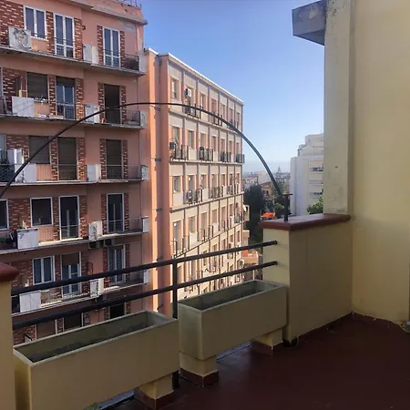 Cadorna Attico San Benedetto 아파트