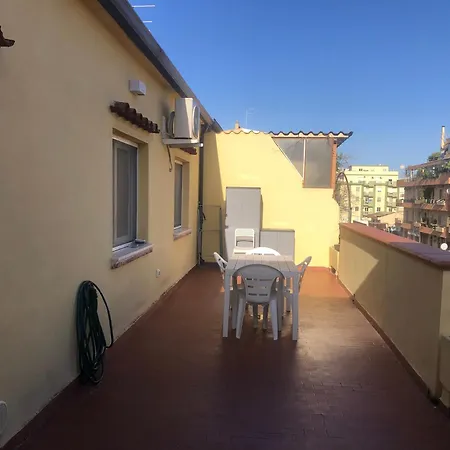شقة Cadorna Attico San Benedetto *